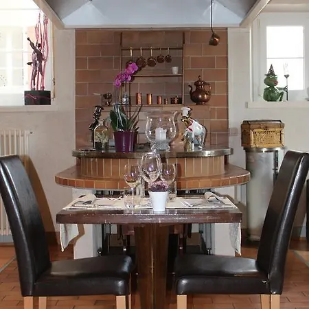 Szálloda Au Cavalier 2*