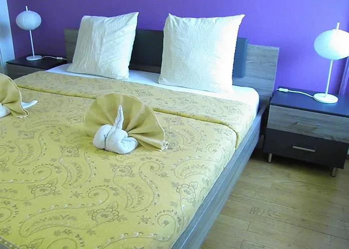 Au Cavalier Hotel Saint-George